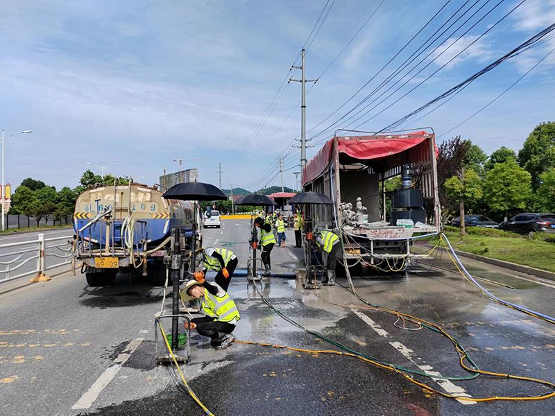 公路壓漿施工
